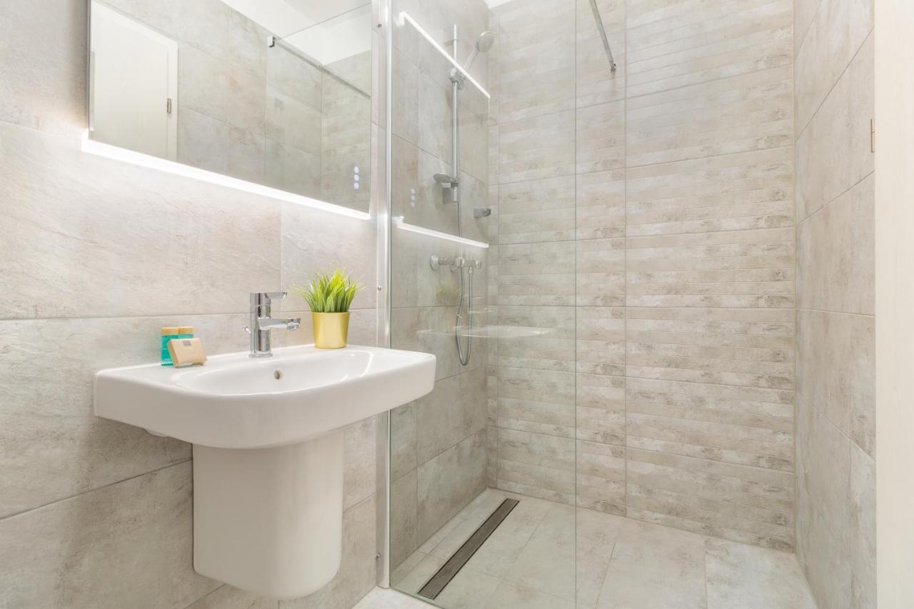 Vancouver Flat Oradea Exterior foto